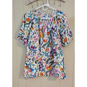 Tucker Floral\Fruit Pattern Top Size Large Ladies